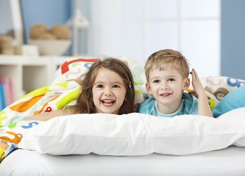 kids in bed